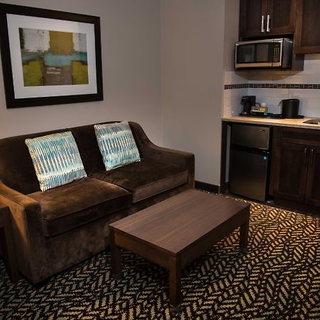 Holiday Inn Express & Suites Spruce Grove - Stony Plain By Ihg Exterior foto