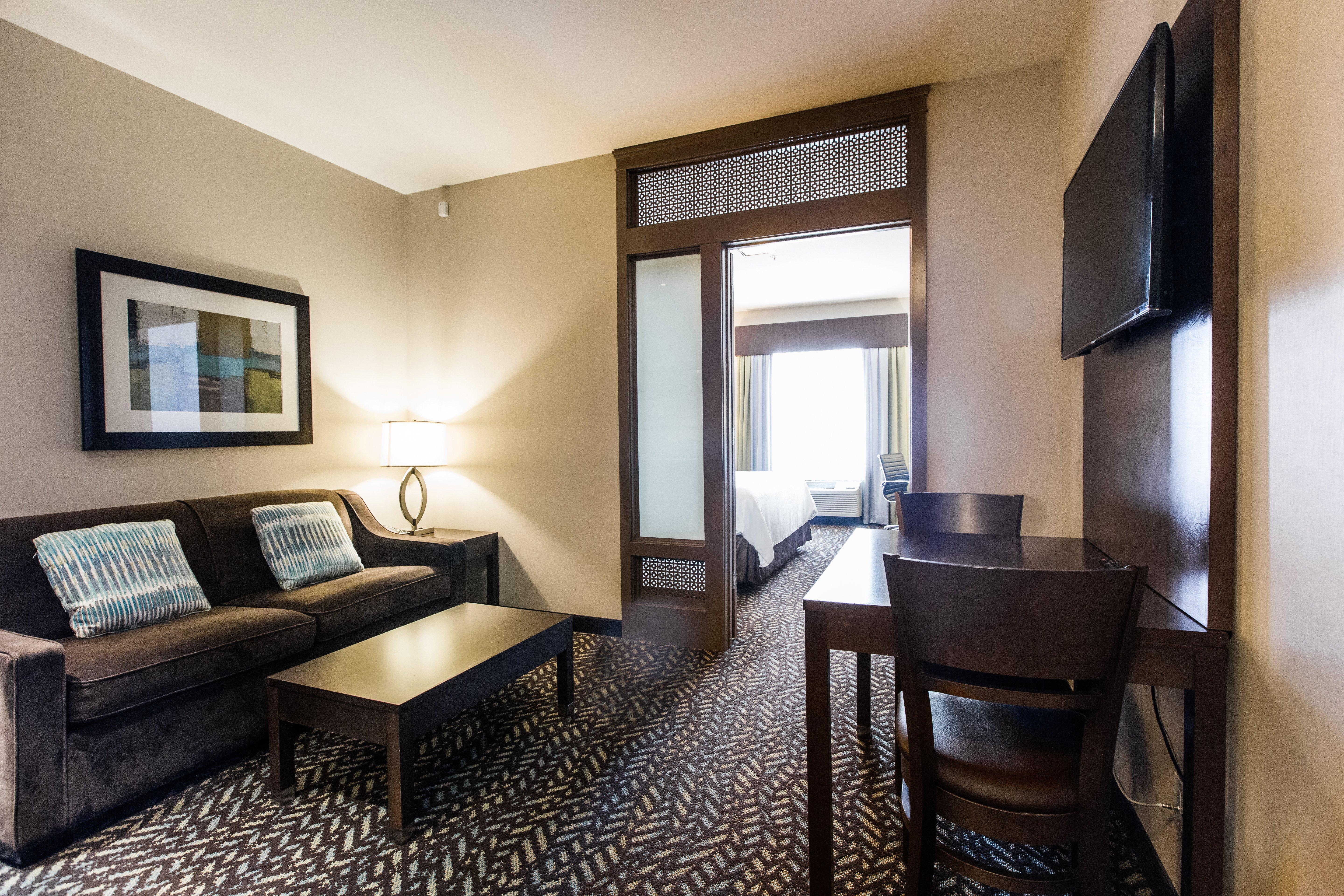 Holiday Inn Express & Suites Spruce Grove - Stony Plain By Ihg Exterior foto